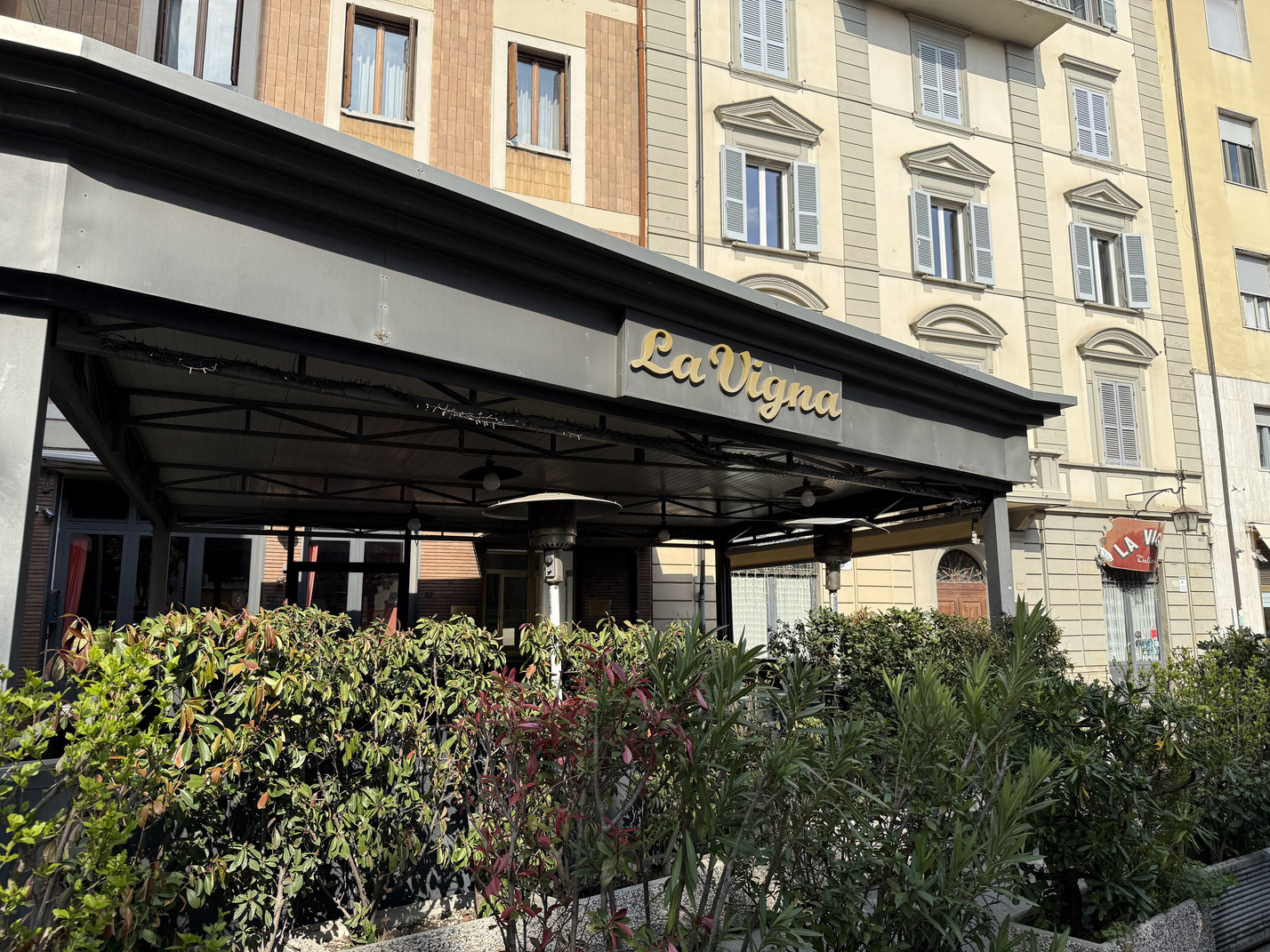 La Vigna esterno insegna